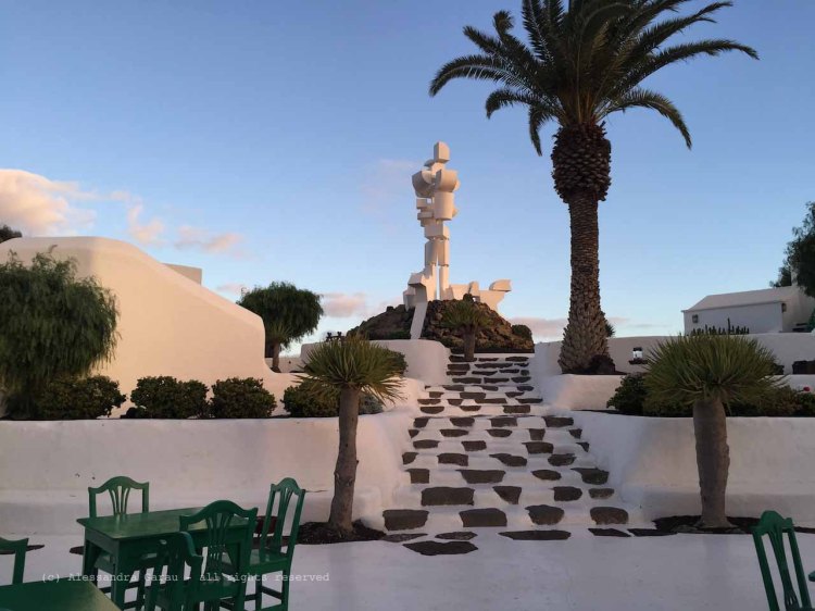 The_Escape_Diaries_canarie167