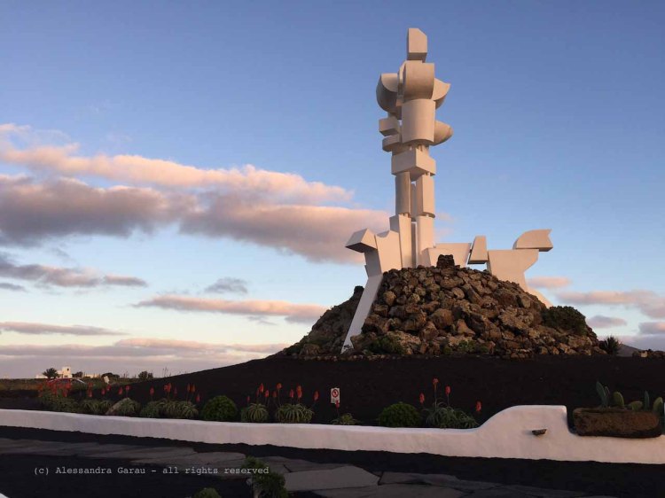 The_Escape_Diaries_canarie170