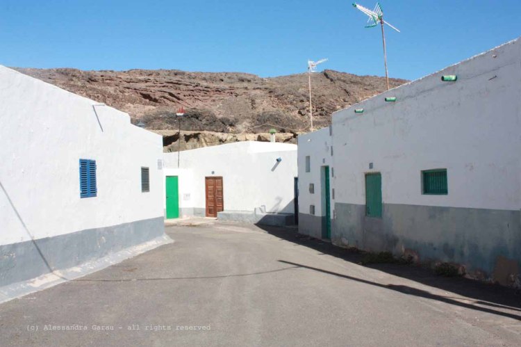 The_Escape_Diaries_canarie44